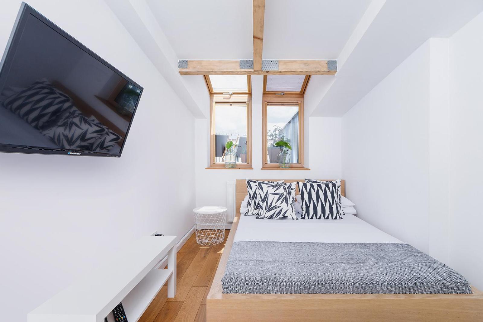 2 Bedroom Apartment With Terrace- Pilsudskiego 11 كراكوفيا المظهر الخارجي الصورة